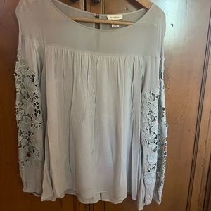Beautiful Sundance top